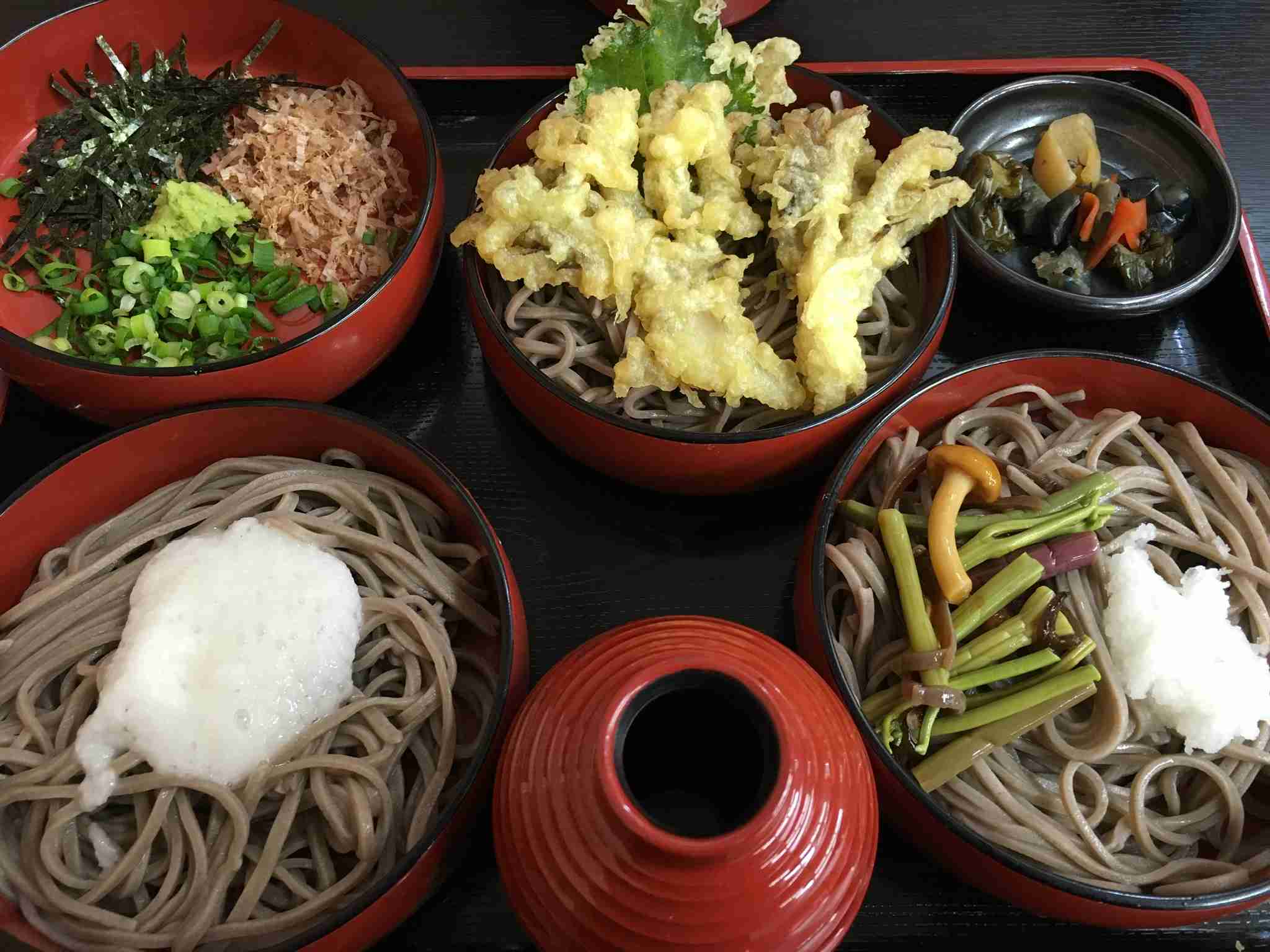 携帯やパソコンにあるご当地グルメの写真が見たい！