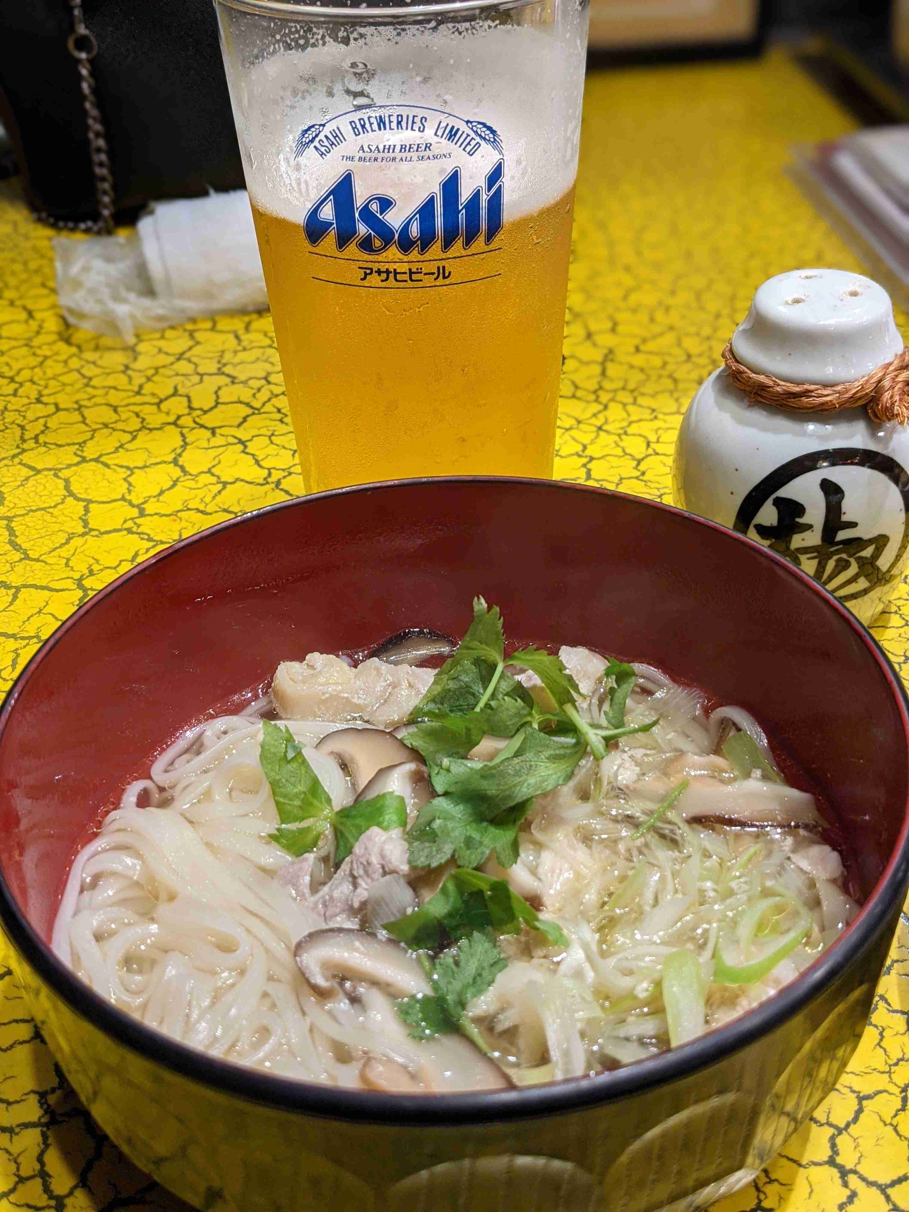 携帯やパソコンにあるご当地グルメの写真が見たい！