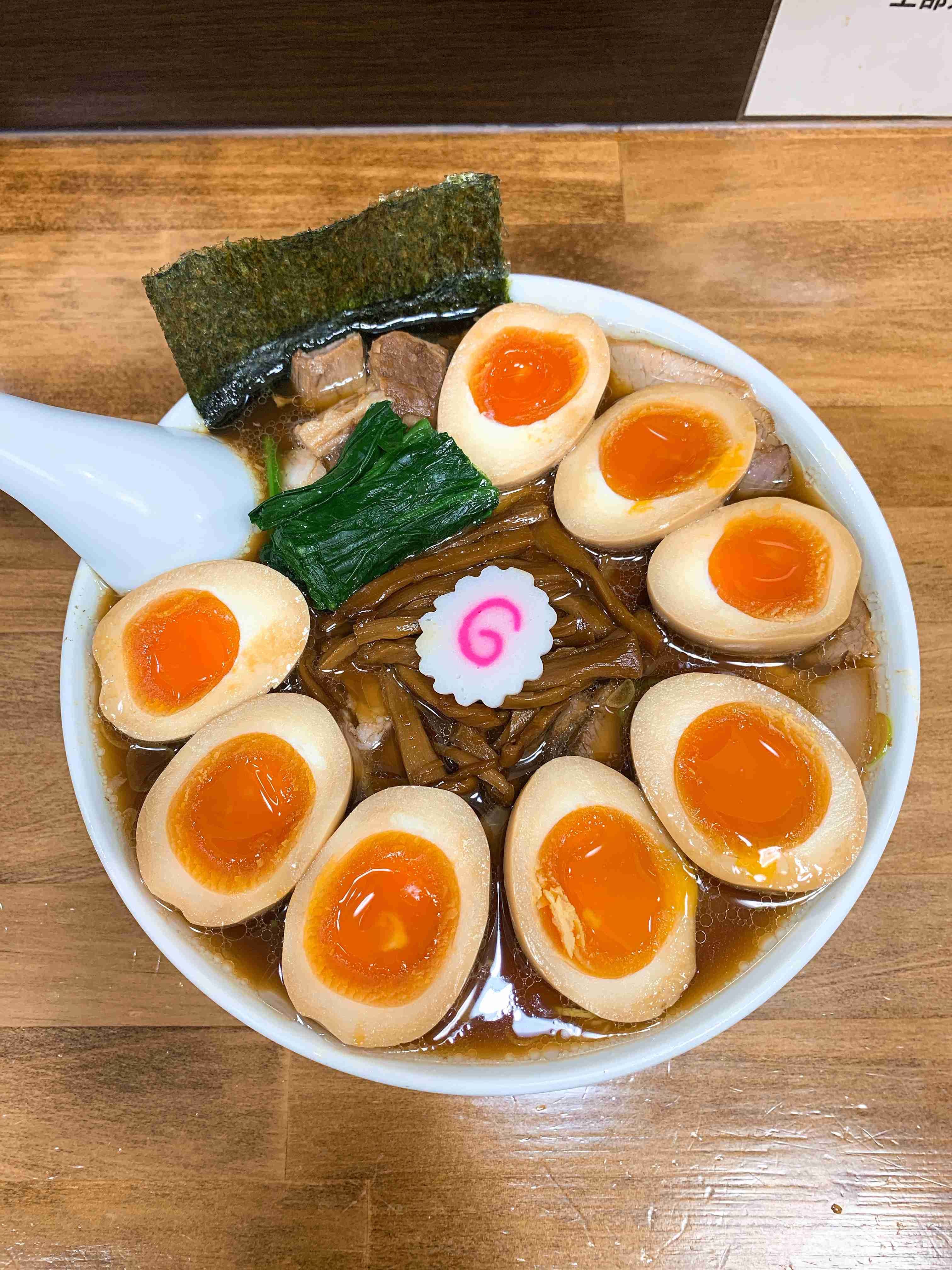 携帯やパソコンにあるご当地グルメの写真が見たい！