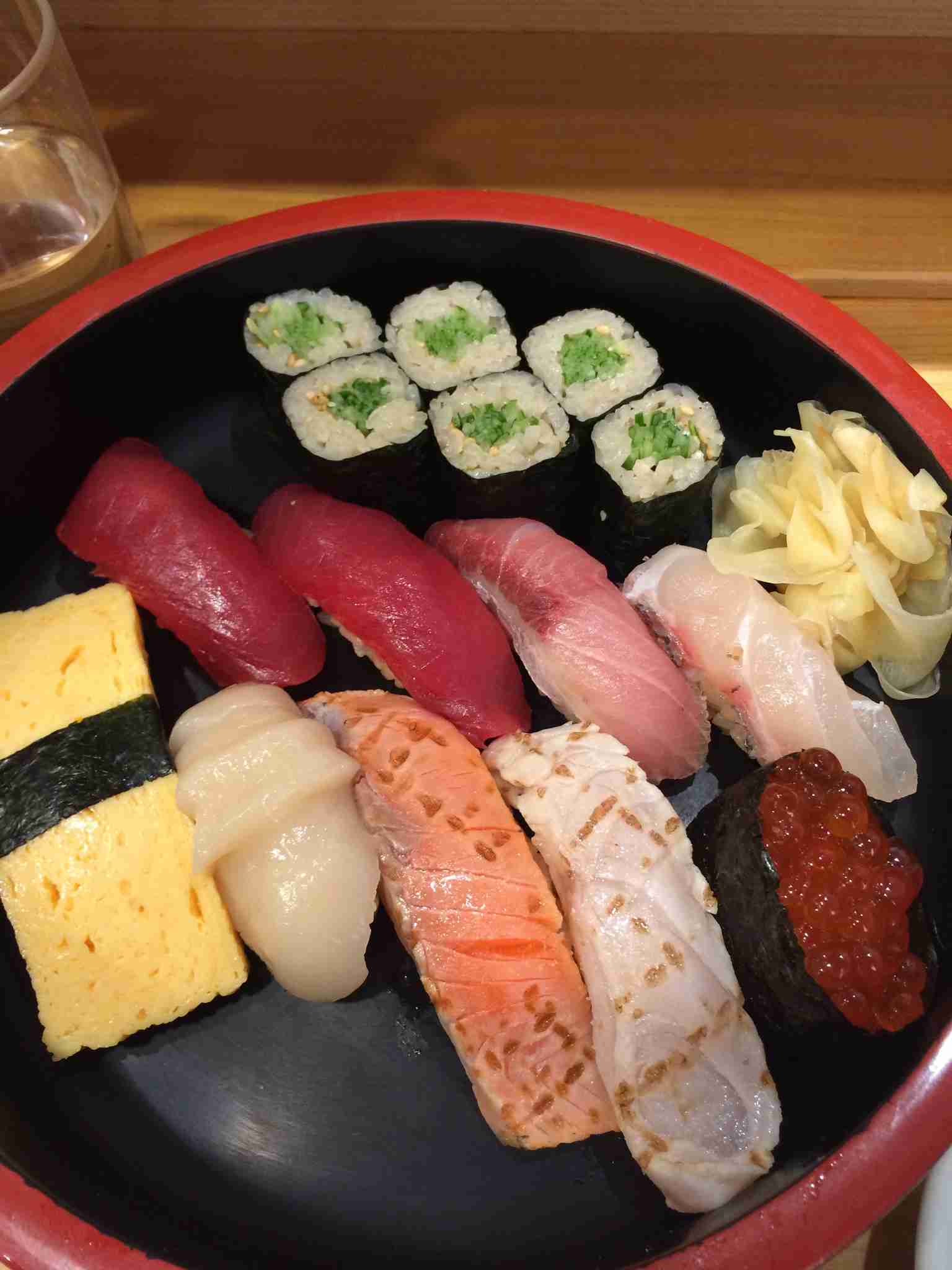 携帯やパソコンにあるご当地グルメの写真が見たい！
