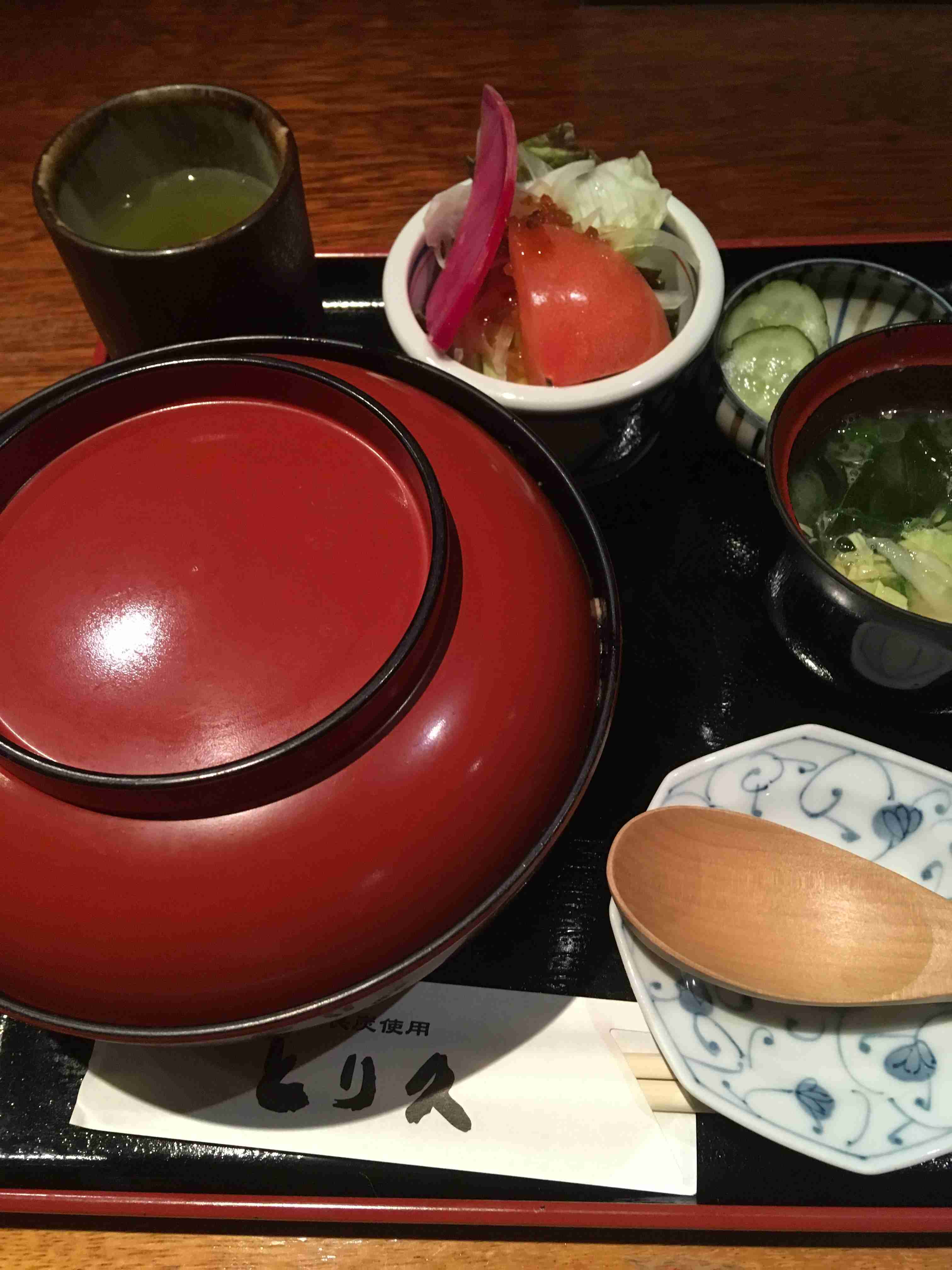 携帯やパソコンにあるご当地グルメの写真が見たい！