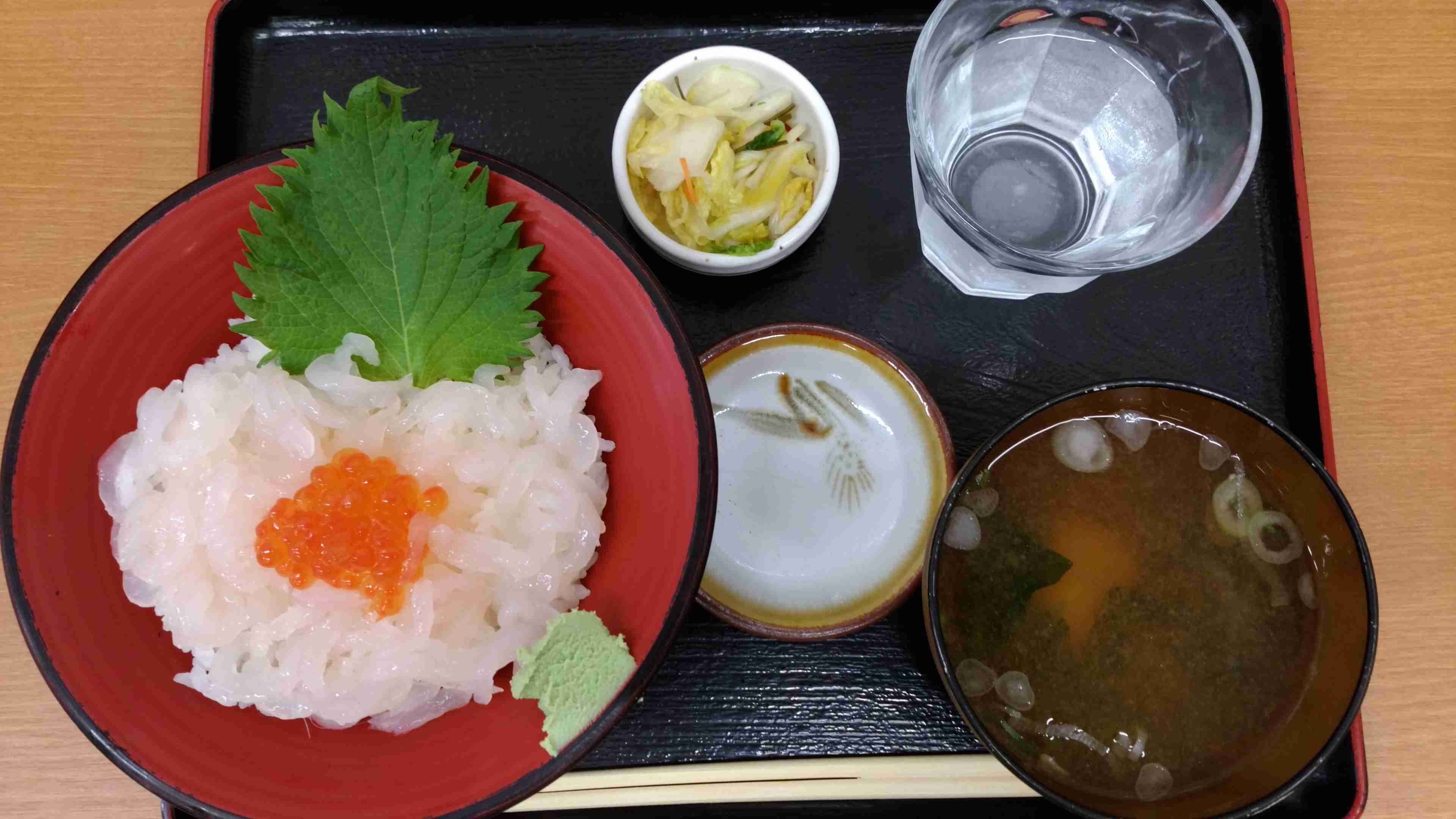 携帯やパソコンにあるご当地グルメの写真が見たい！