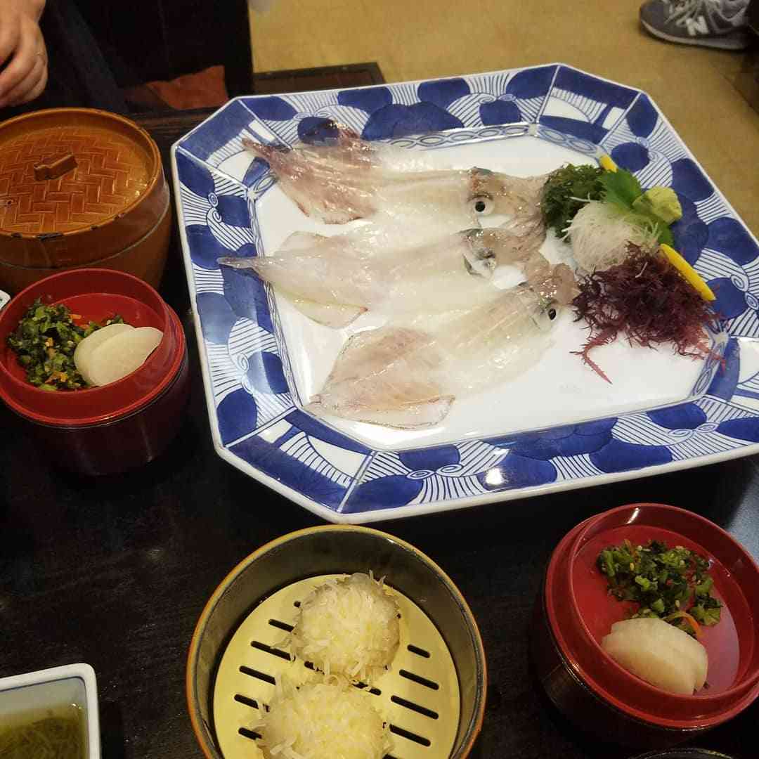 携帯やパソコンにあるご当地グルメの写真が見たい！