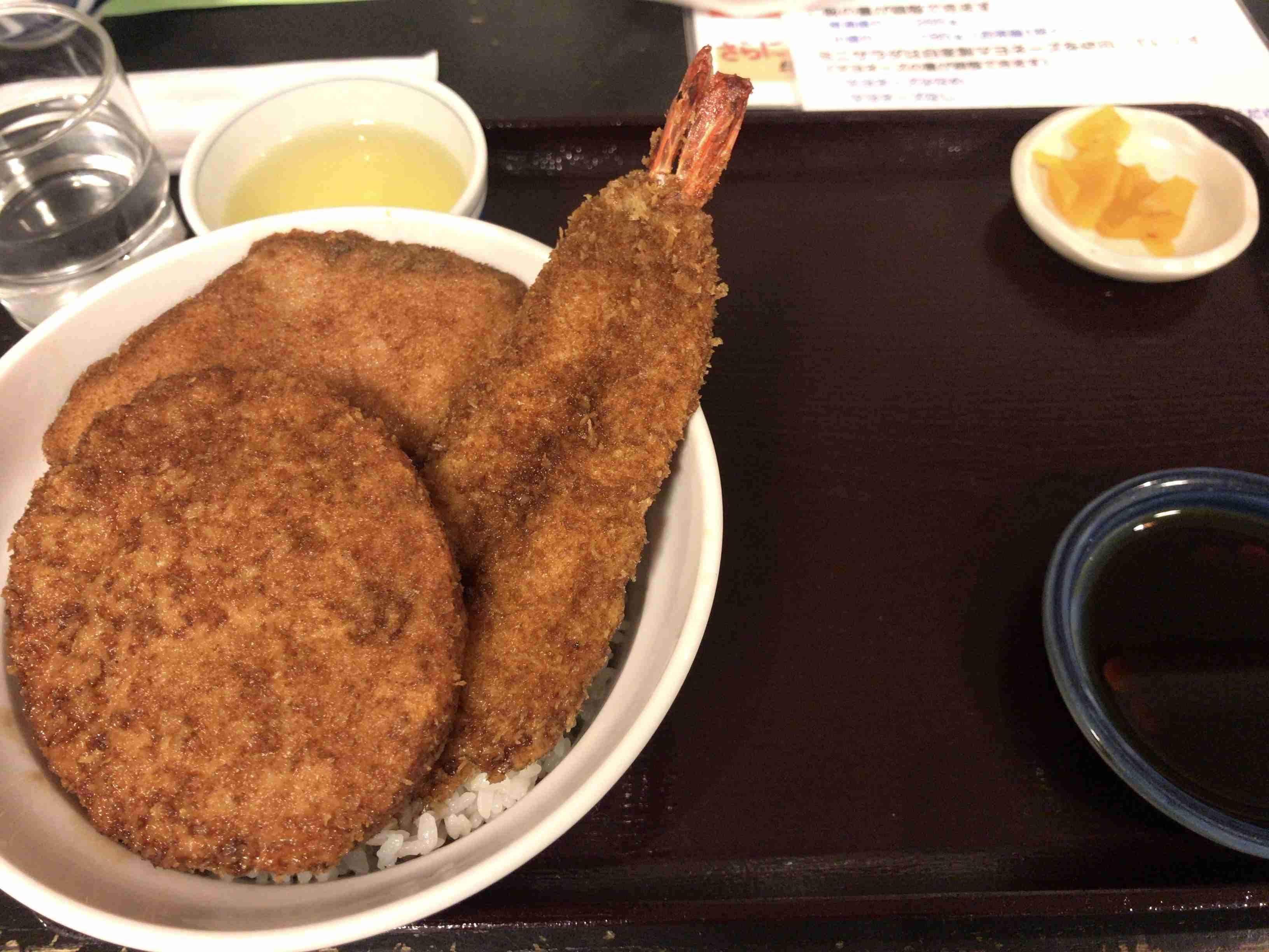 携帯やパソコンにあるご当地グルメの写真が見たい！