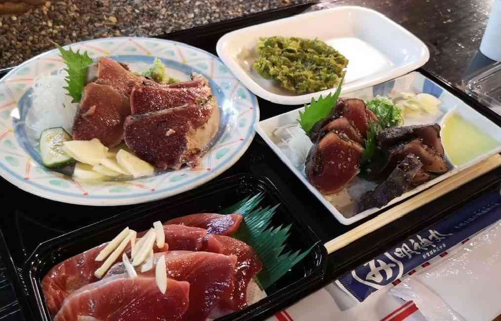 携帯やパソコンにあるご当地グルメの写真が見たい！