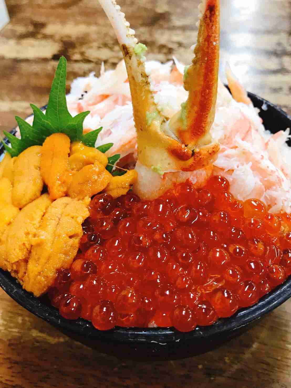 携帯やパソコンにあるご当地グルメの写真が見たい！