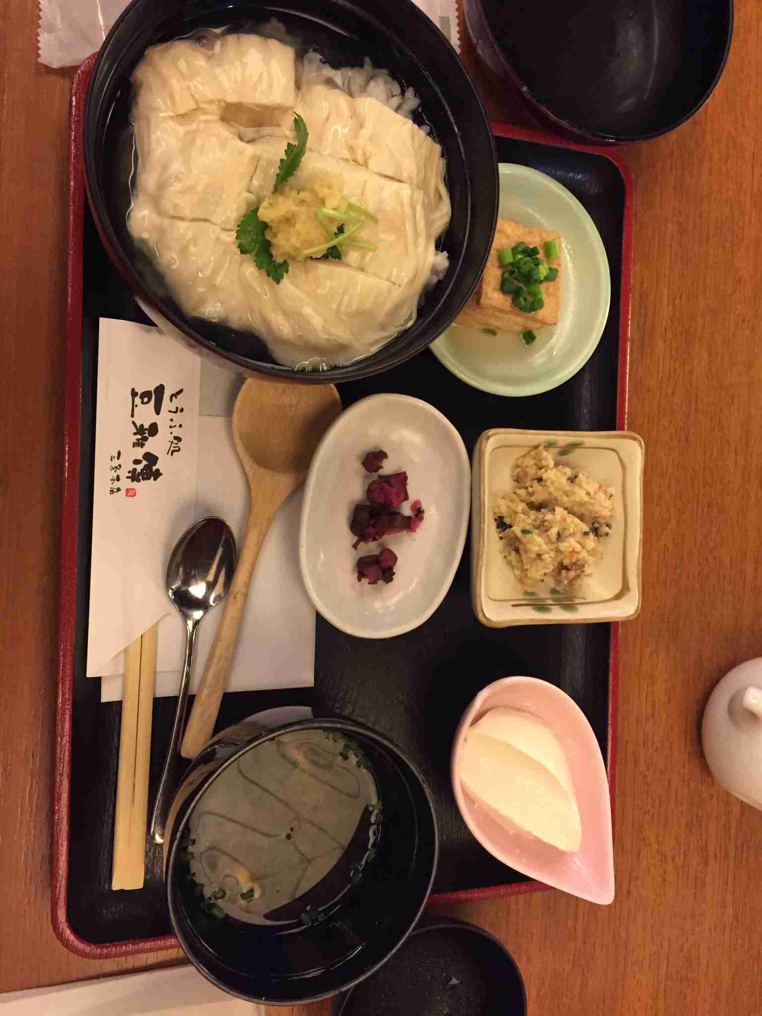 携帯やパソコンにあるご当地グルメの写真が見たい！