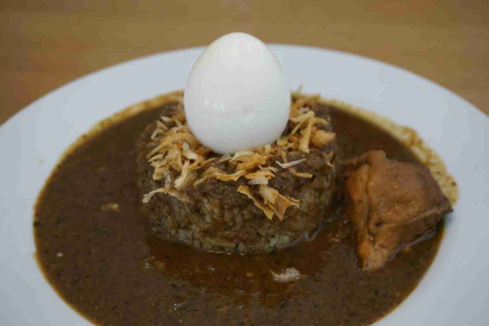 携帯やパソコンにあるご当地グルメの写真が見たい！