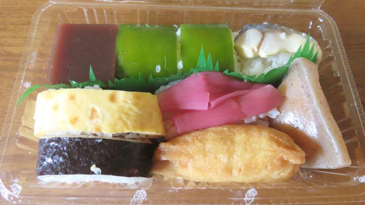 携帯やパソコンにあるご当地グルメの写真が見たい！