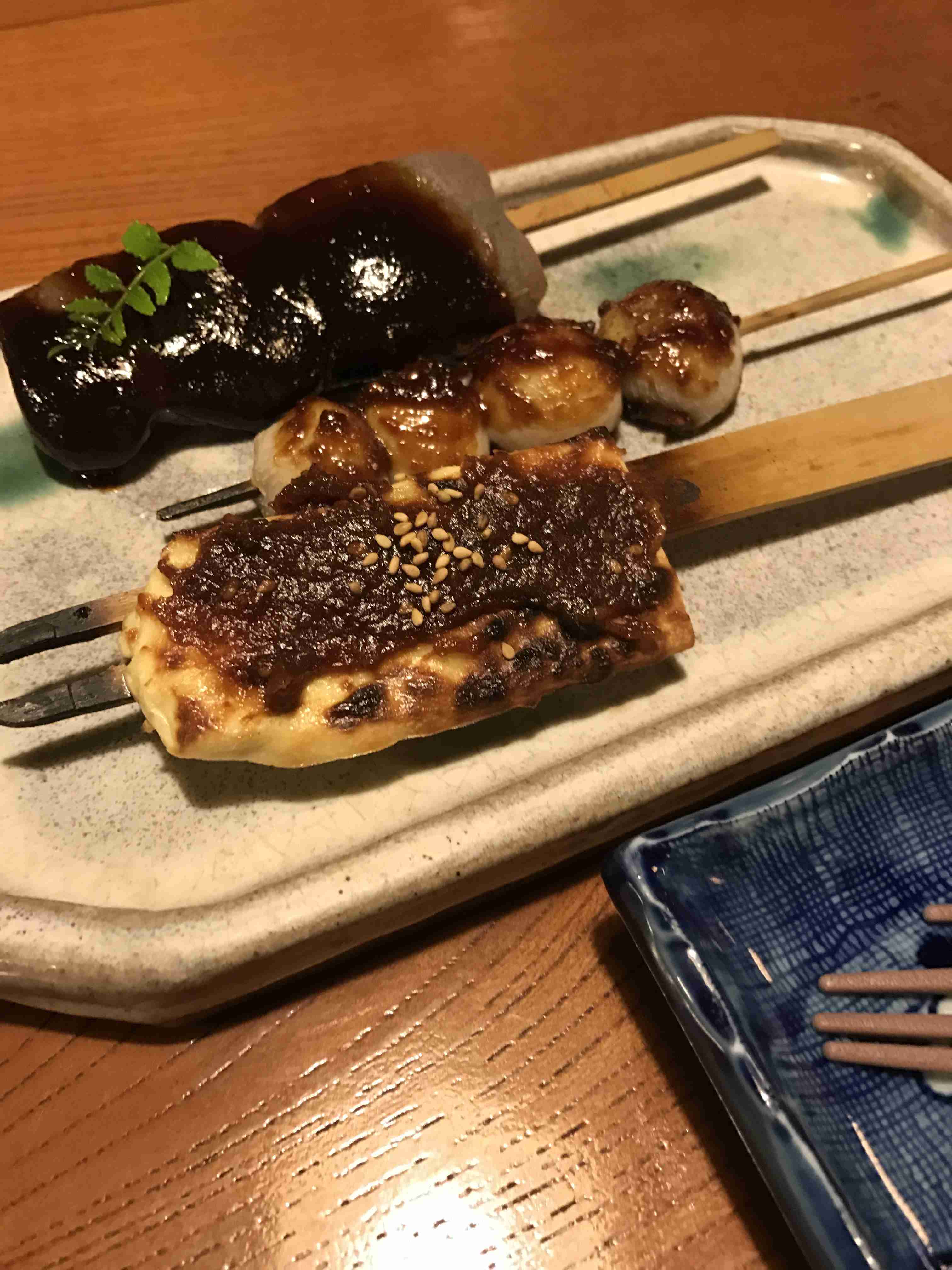 携帯やパソコンにあるご当地グルメの写真が見たい！