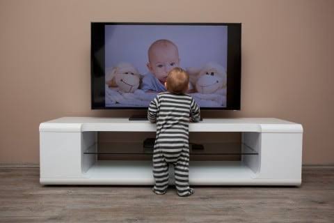 子供部屋にテレビってどうですか？