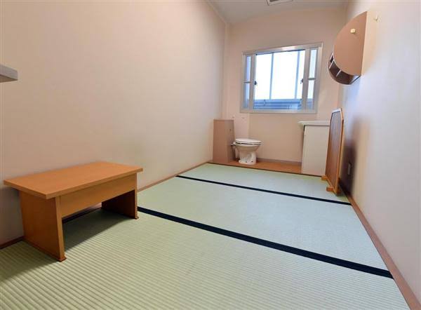 特別支援学校で生徒用小部屋　母親が人権救済申し立てへ