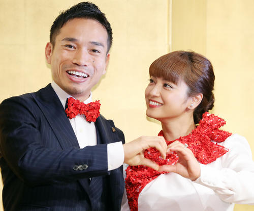 芸能人の結婚会見が見たい!