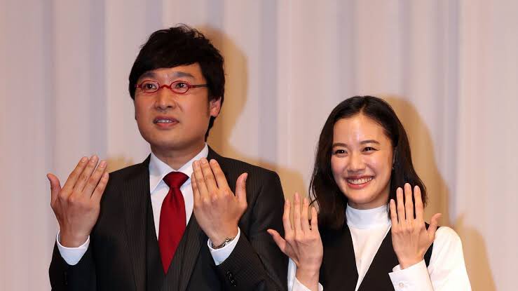 芸能人の結婚会見が見たい!