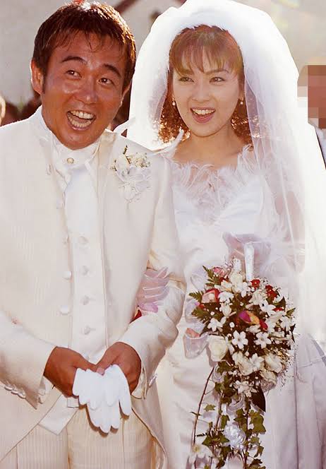 芸能人の結婚会見が見たい!