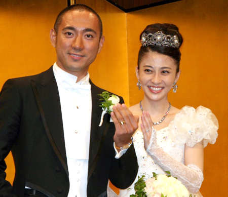 芸能人の結婚会見が見たい!