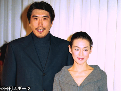 芸能人の結婚会見が見たい!