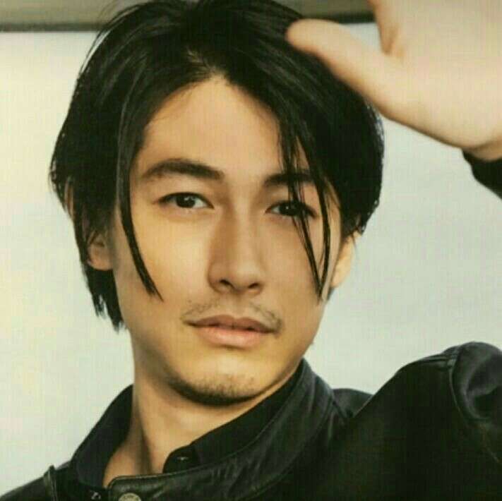 男性芸能人の髭、似合ってたら+ボタンを押すトピPart4