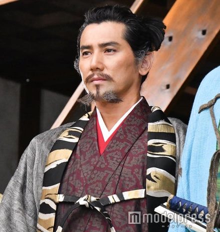 男性芸能人の髭、似合ってたら+ボタンを押すトピPart4