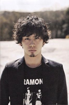 男性芸能人の髭、似合ってたら+ボタンを押すトピPart4