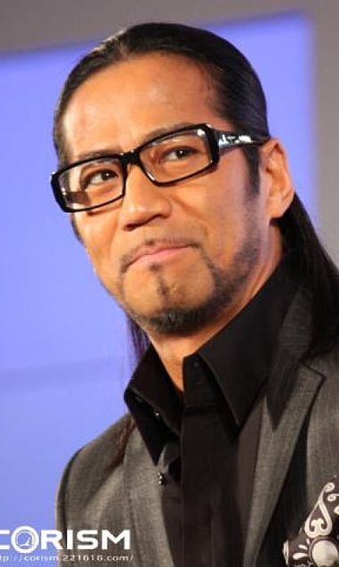 男性芸能人の髭、似合ってたら+ボタンを押すトピPart4