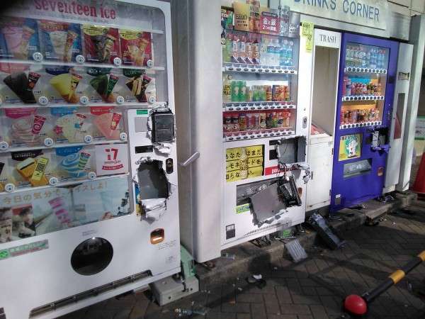 肉まんや野菜92点盗む、カートに載せ店外に出ようと…容疑のベトナム人逮捕