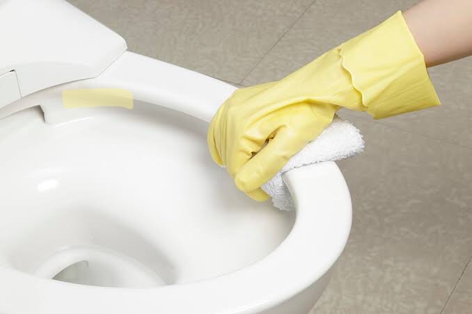 ぶっちゃけトイレ掃除ってどうやってる？