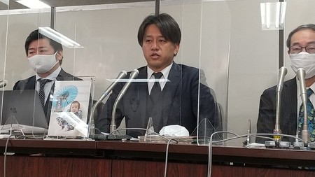 乳児死亡でメーカー提訴　ベッドガード「警告不十分」―東京地裁