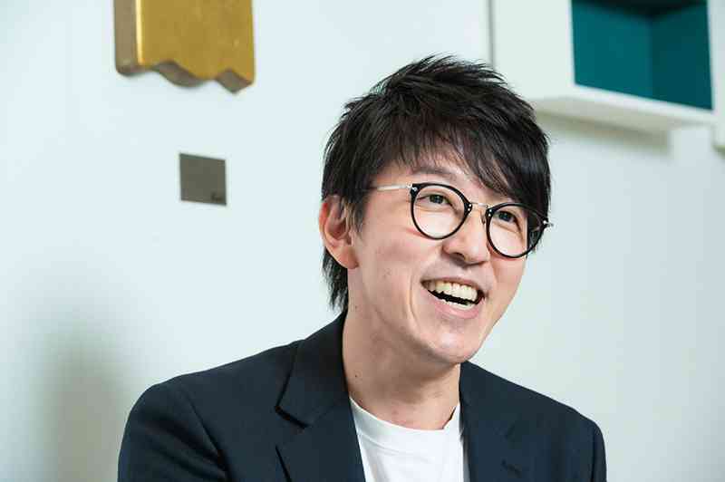 前澤友作氏、”不動産業界の風雲児”と組んでお金贈り　強力タッグに「素敵な仲間」