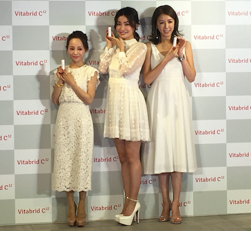 平子理沙“奇跡の50歳”誕生日「信じられない」「永遠ハイティーンのまま」