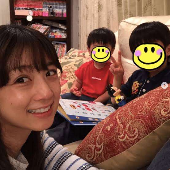 小倉優子　三男抱っこの癒しショット公開　「ほっぺぷっくり」「かわいいいい」