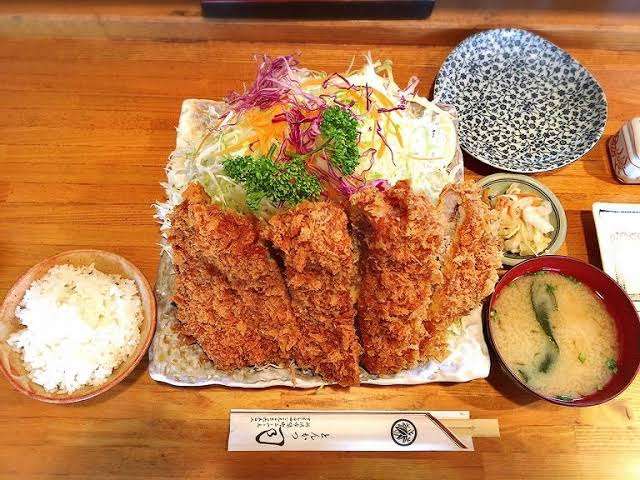いろんなデカ盛りの写真が見たい！