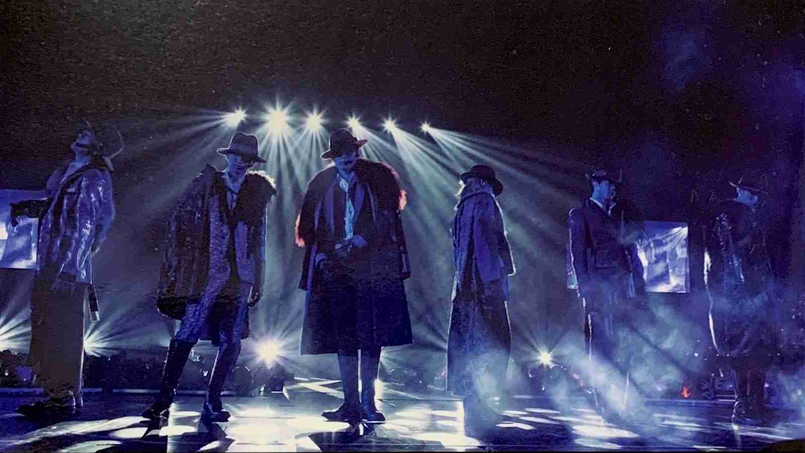 芸能人のライブの衣装画像を貼るトピ