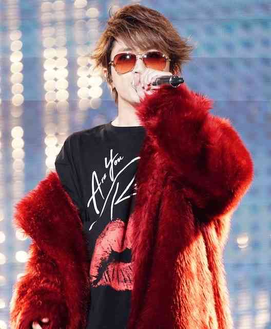 芸能人のライブの衣装画像を貼るトピ