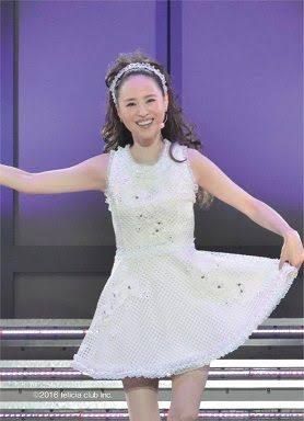 芸能人のライブの衣装画像を貼るトピ