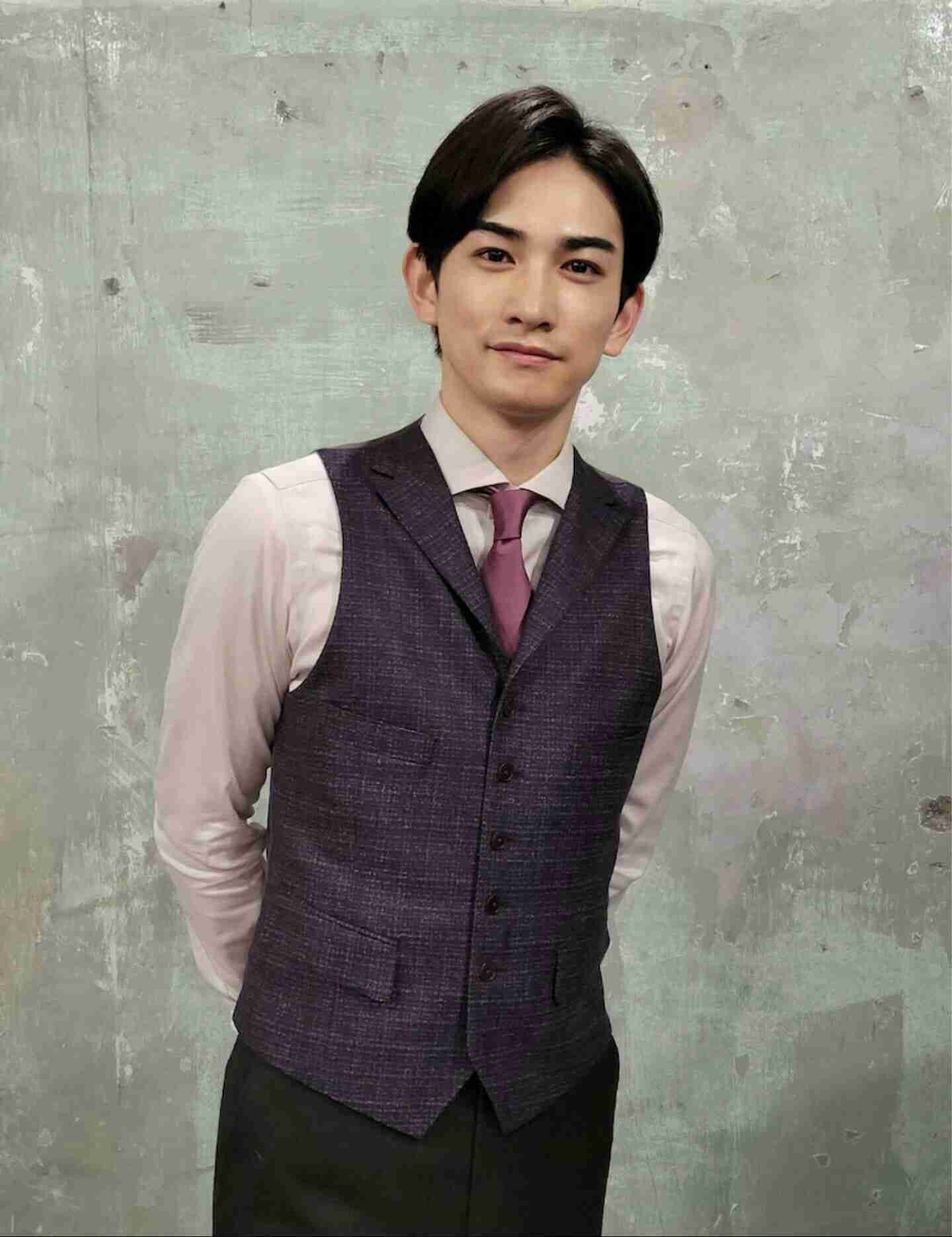 町田啓太、連ドラ初主演 美しきバーテンダー演じる「心が和らぐような作品を目指して励みたい」