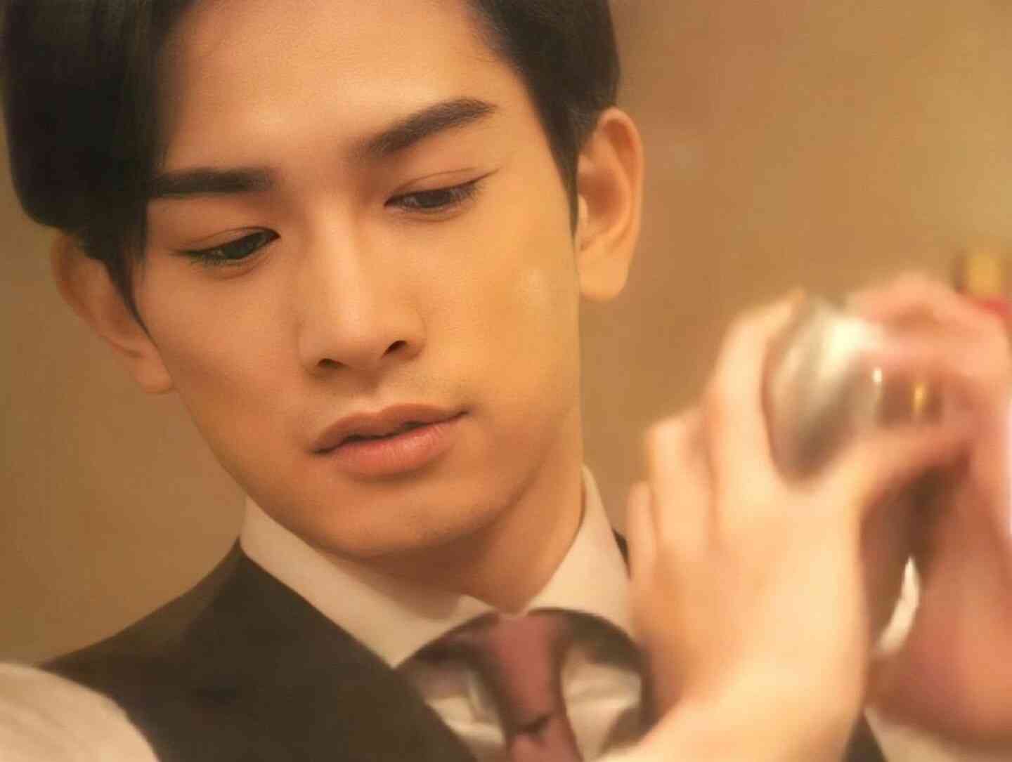 町田啓太、連ドラ初主演 美しきバーテンダー演じる「心が和らぐような作品を目指して励みたい」