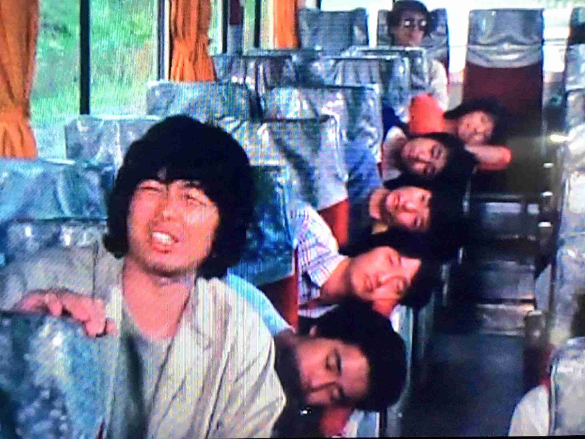 誰もこっちを見てないグループ画像 part2