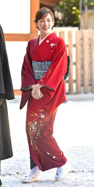 『天国と地獄』綾瀬はるかのドレスアップ姿に「美しすぎる」と反響