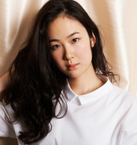 俳優・女優の名前を書くと何の作品で初めて知ったかアンカーを付けて返してくれるトピ