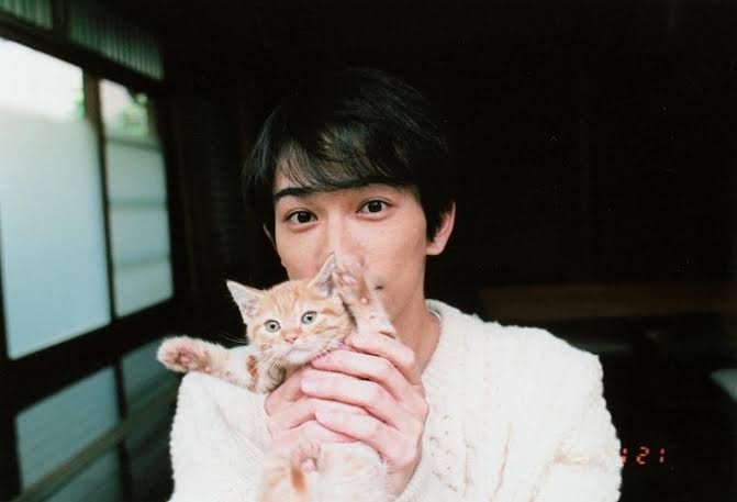たくさんの人が「はーい！」と返事しそうな事を叫ぼう！！