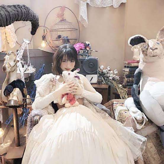 浜辺美波「d払い」CM、本当にクレーム殺到した? FLASH報道にドコモ広報「苦情は特段ない」