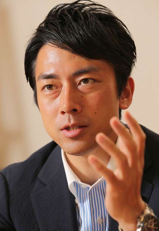 菅首相の長男 総務省幹部を違法接待【決定的瞬間をスクープ撮】