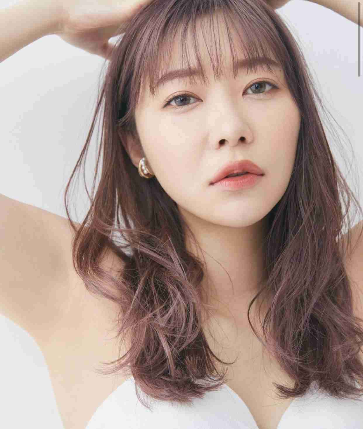 指原莉乃、美容のヒミツ大公開 コスメ付ムック本発売「かわいくなる情報シェアできたら」