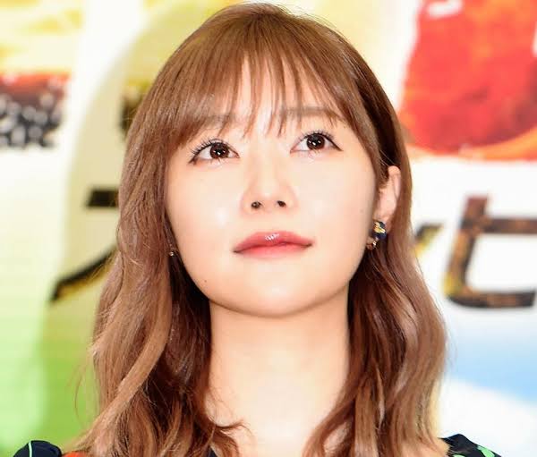 指原莉乃、美容のヒミツ大公開 コスメ付ムック本発売「かわいくなる情報シェアできたら」