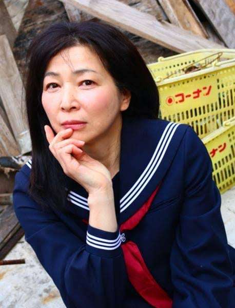 学校の制服どうしてる?