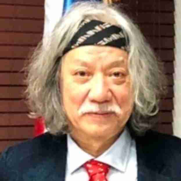 雑談コメントと内容に全く関係無い画像を貼ってカオスにするトピ