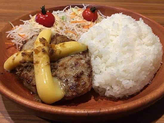 『びっくりドンキー』のハンバーグ、見た目は地味でも「なぜかウマい」理由