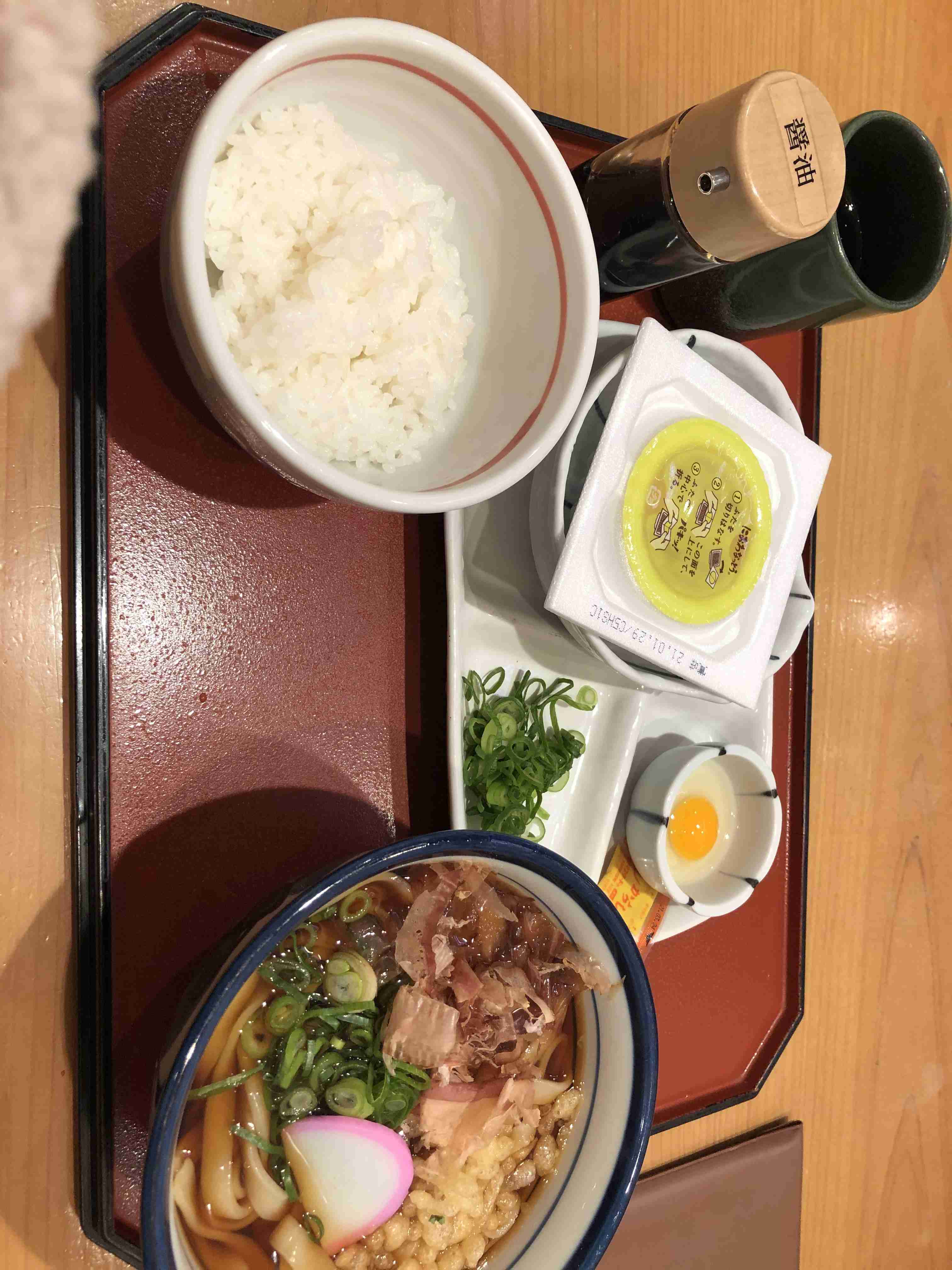 携帯やパソコンにあるご当地グルメの写真が見たい！