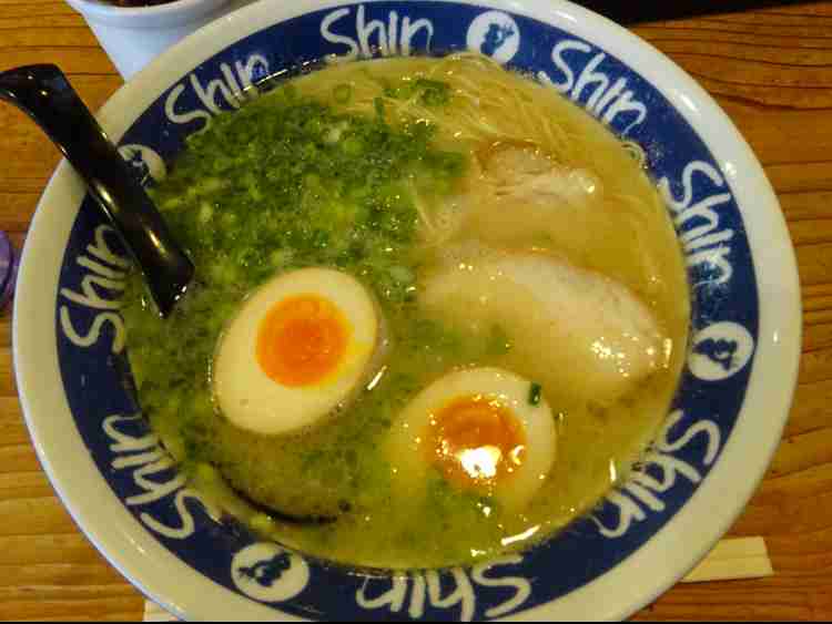 携帯やパソコンにあるご当地グルメの写真が見たい！